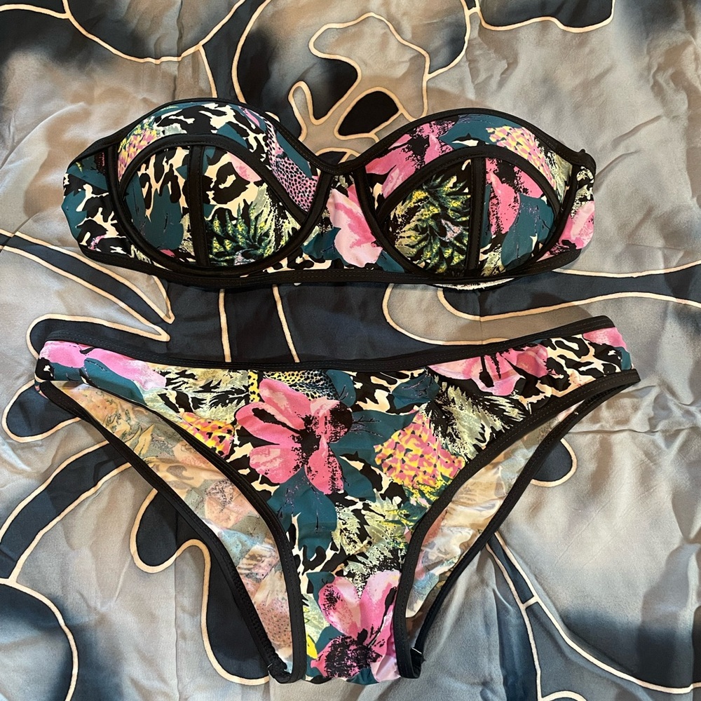 Floral Print Bikini Set